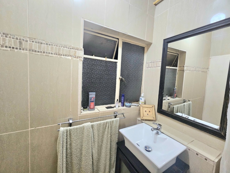 2 Bedroom Property for Sale in Kensington B Gauteng