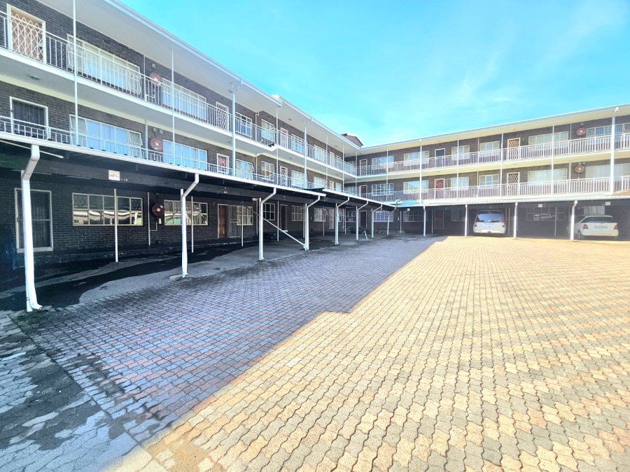 2 Bedroom Property for Sale in Kensington B Gauteng