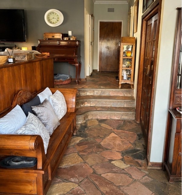 5 Bedroom Property for Sale in Libradene Gauteng