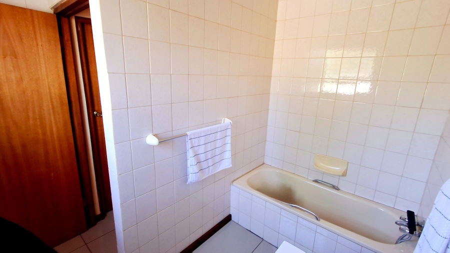 3 Bedroom Property for Sale in Vanderbijlpark SE 3 Gauteng