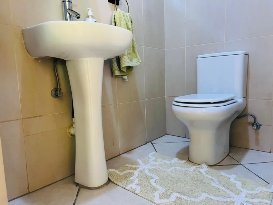 3 Bedroom Property for Sale in Greenstone Hill Gauteng