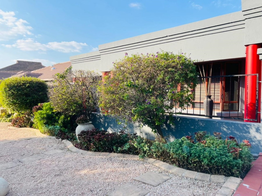 3 Bedroom Property for Sale in Greenstone Hill Gauteng