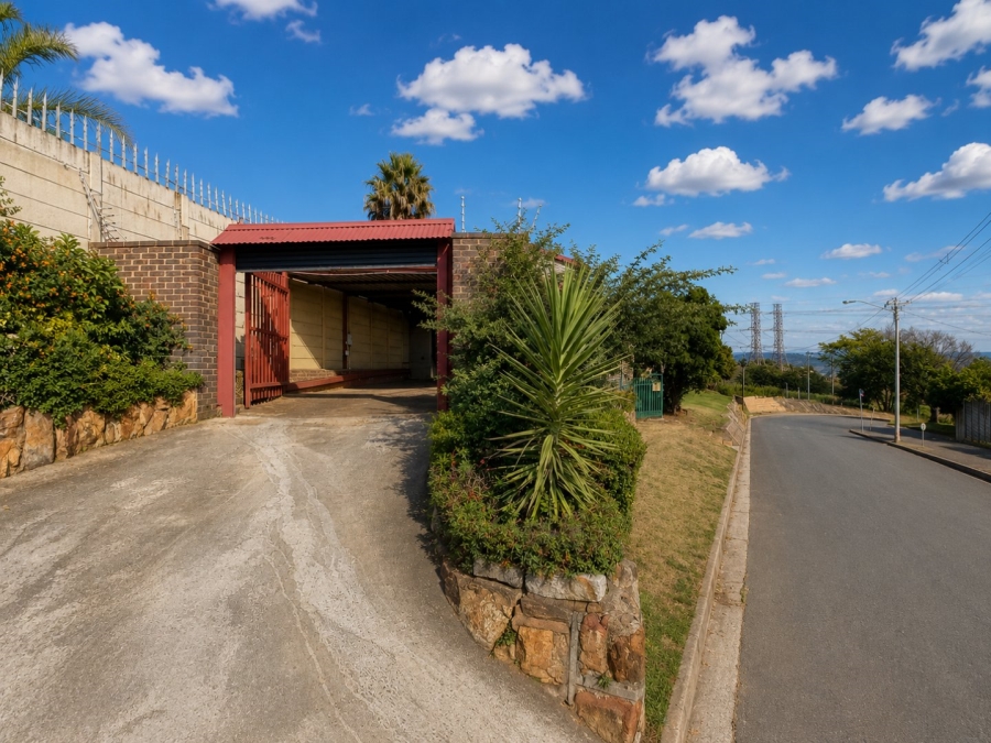 4 Bedroom Property for Sale in Fishers Hill Gauteng