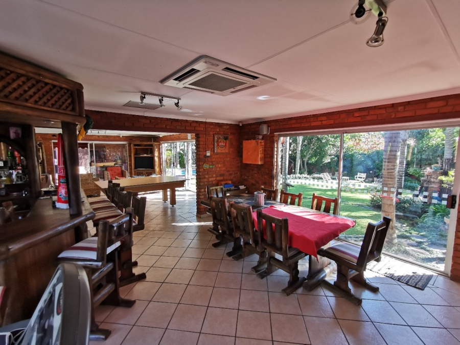 To Let 6 Bedroom Property for Rent in Wierda Park Gauteng