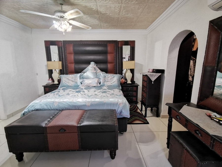 To Let 4 Bedroom Property for Rent in Erasmia Gauteng