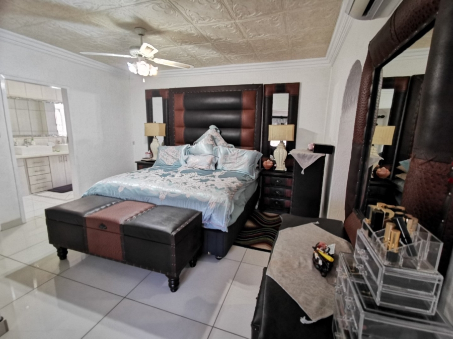 To Let 4 Bedroom Property for Rent in Erasmia Gauteng