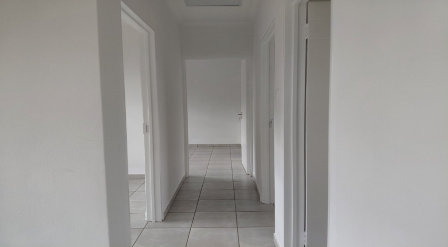 3 Bedroom Property for Sale in Windmill Park Gauteng