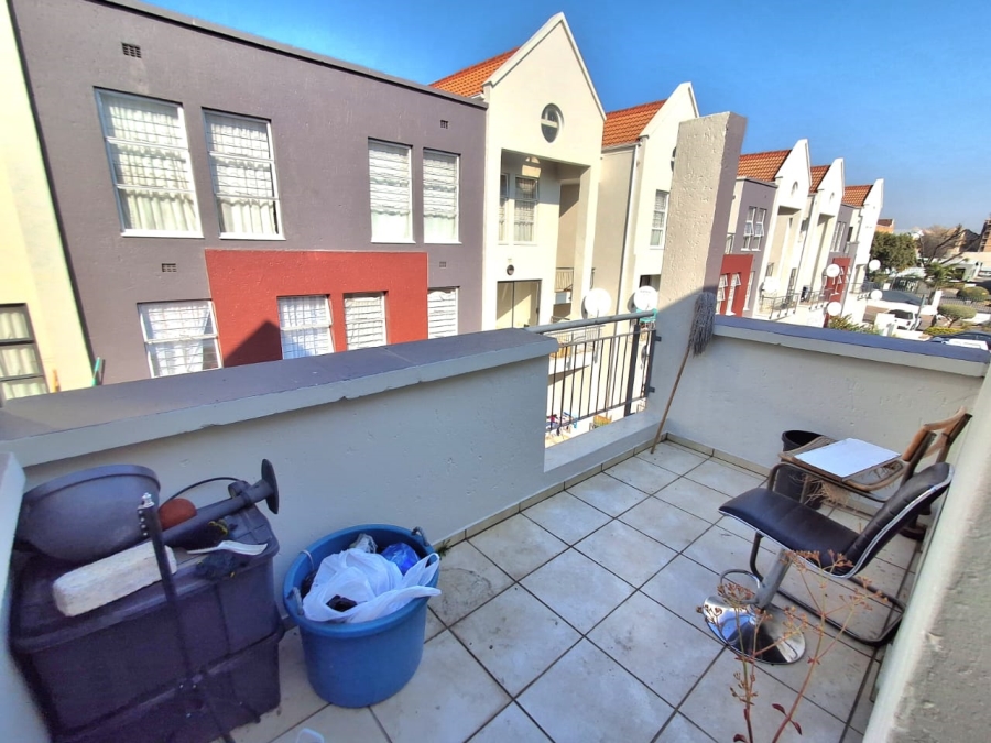 1 Bedroom Property for Sale in Randburg Central Gauteng
