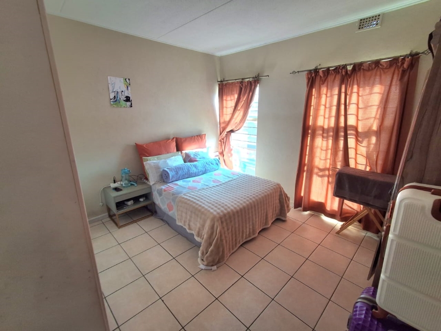 1 Bedroom Property for Sale in Randburg Central Gauteng