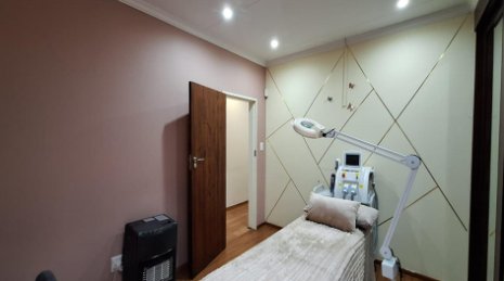 5 Bedroom Property for Sale in Constantia Kloof Gauteng