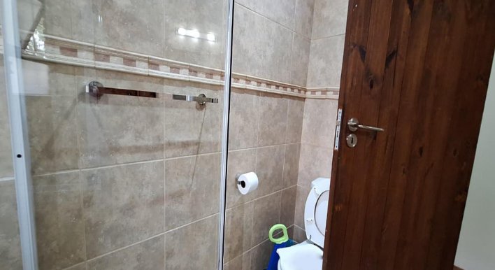 5 Bedroom Property for Sale in Constantia Kloof Gauteng