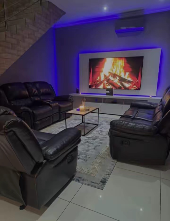 7 Bedroom Property for Sale in West Park Gauteng