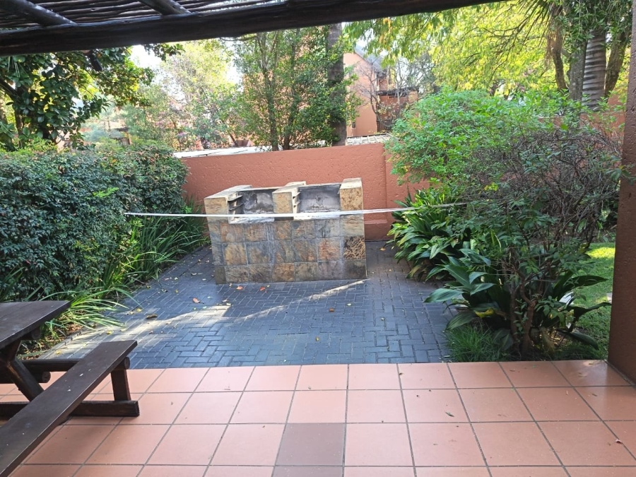 2 Bedroom Property for Sale in Sunninghill Gauteng