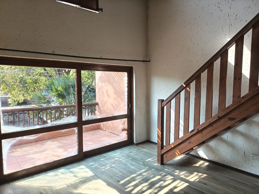 2 Bedroom Property for Sale in Sunninghill Gauteng