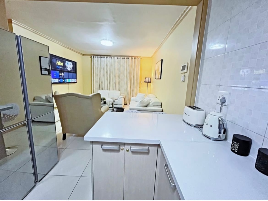 To Let 2 Bedroom Property for Rent in Halfway Gardens Gauteng