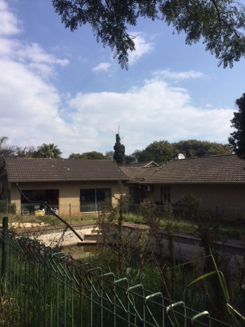4 Bedroom Property for Sale in Fairland Gauteng