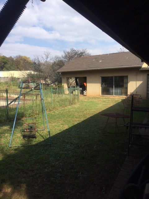 4 Bedroom Property for Sale in Fairland Gauteng