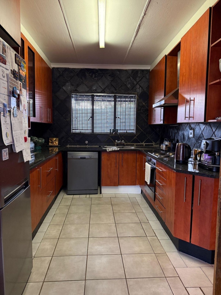 4 Bedroom Property for Sale in Norkem Park Gauteng