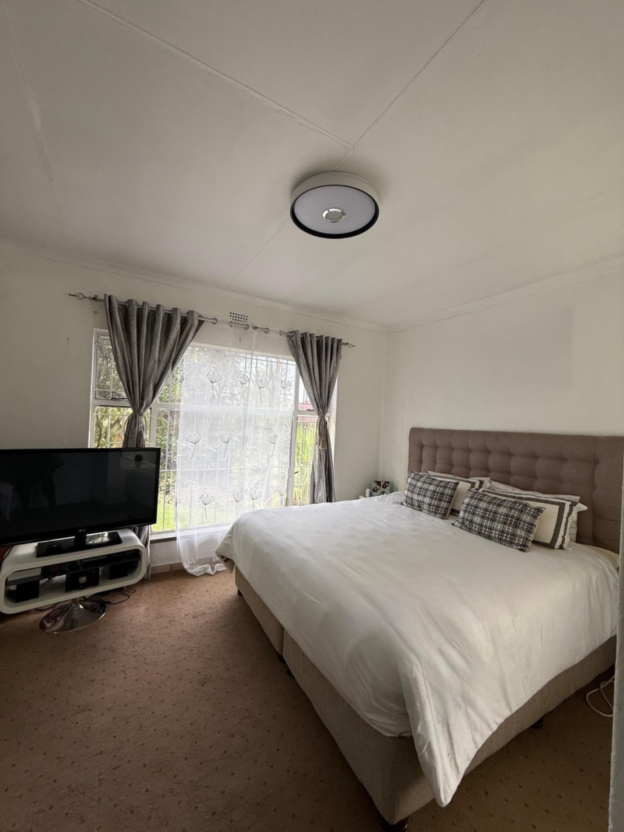 4 Bedroom Property for Sale in Norkem Park Gauteng