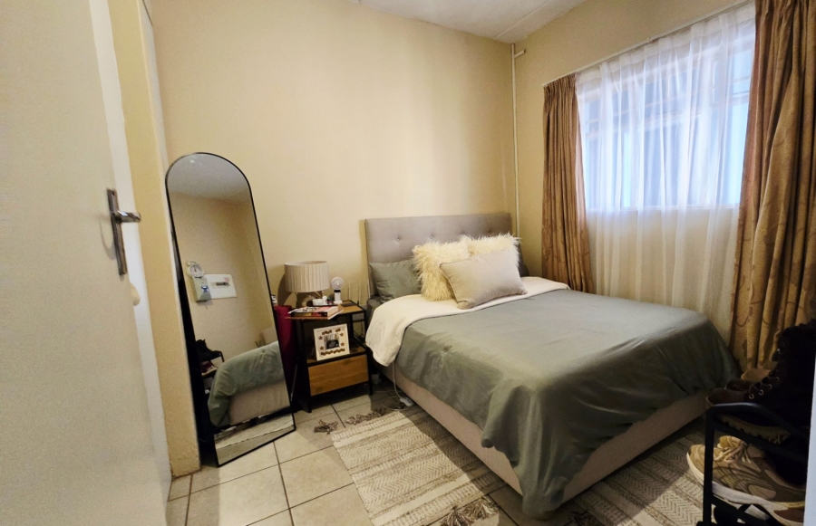 1 Bedroom Property for Sale in Grand Central Gauteng