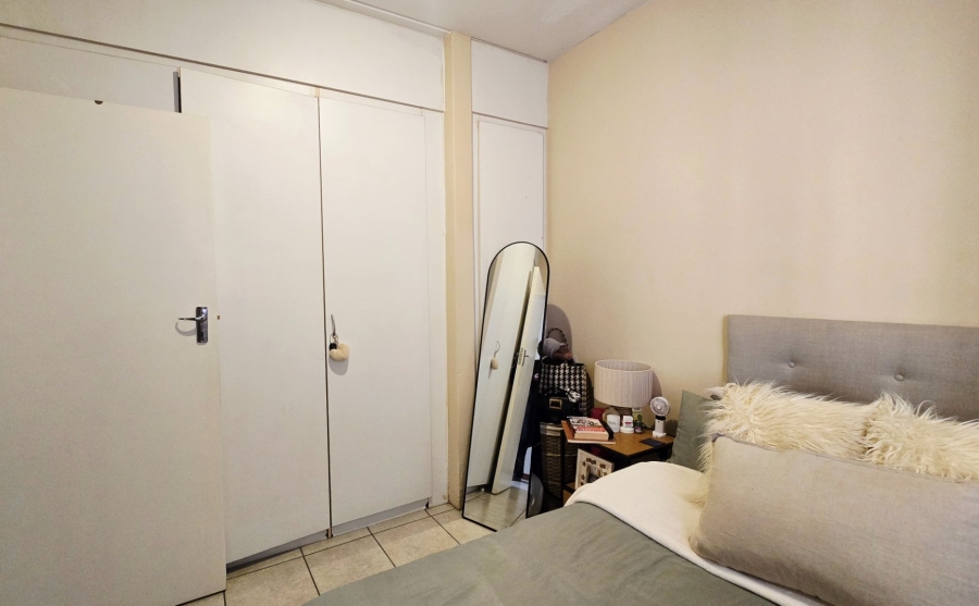 1 Bedroom Property for Sale in Grand Central Gauteng