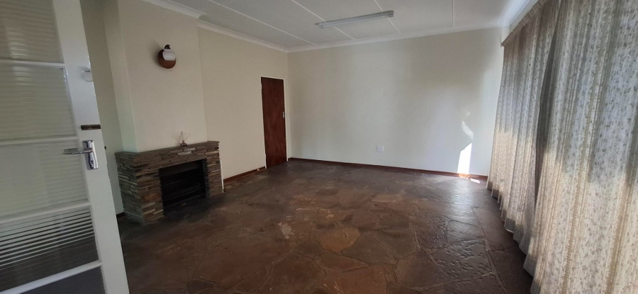 3 Bedroom Property for Sale in Queenswood Gauteng