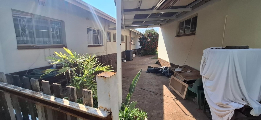 3 Bedroom Property for Sale in Queenswood Gauteng