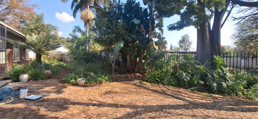 3 Bedroom Property for Sale in Queenswood Gauteng