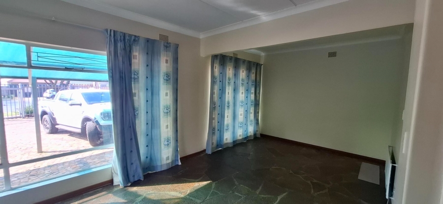 3 Bedroom Property for Sale in Queenswood Gauteng