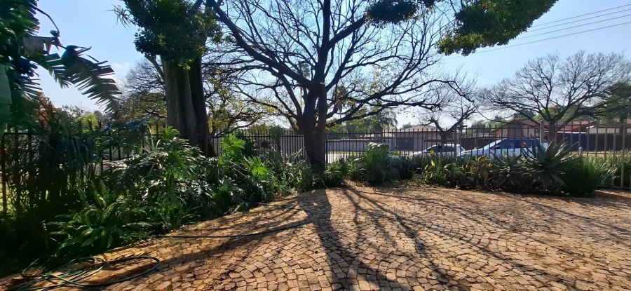 3 Bedroom Property for Sale in Queenswood Gauteng