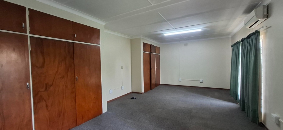 3 Bedroom Property for Sale in Queenswood Gauteng