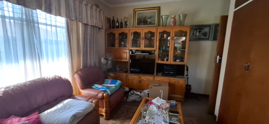 3 Bedroom Property for Sale in Queenswood Gauteng