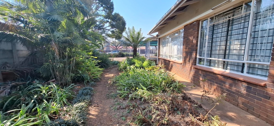 3 Bedroom Property for Sale in Queenswood Gauteng