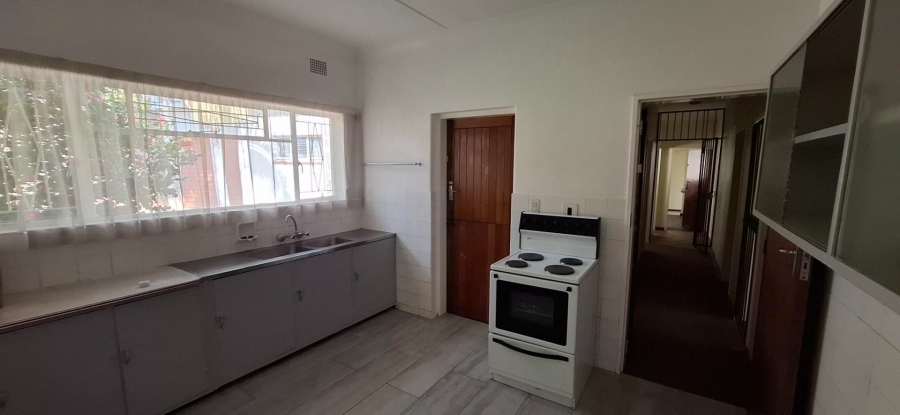 3 Bedroom Property for Sale in Queenswood Gauteng