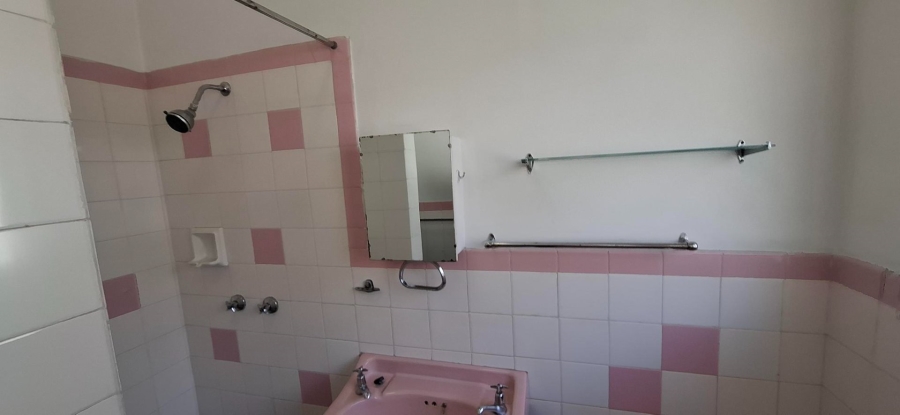 3 Bedroom Property for Sale in Queenswood Gauteng