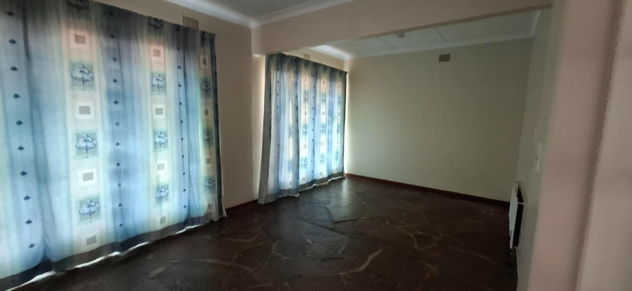 3 Bedroom Property for Sale in Queenswood Gauteng