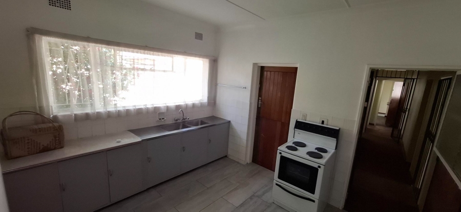 3 Bedroom Property for Sale in Queenswood Gauteng