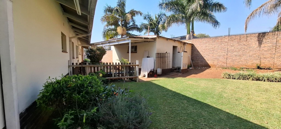3 Bedroom Property for Sale in Queenswood Gauteng