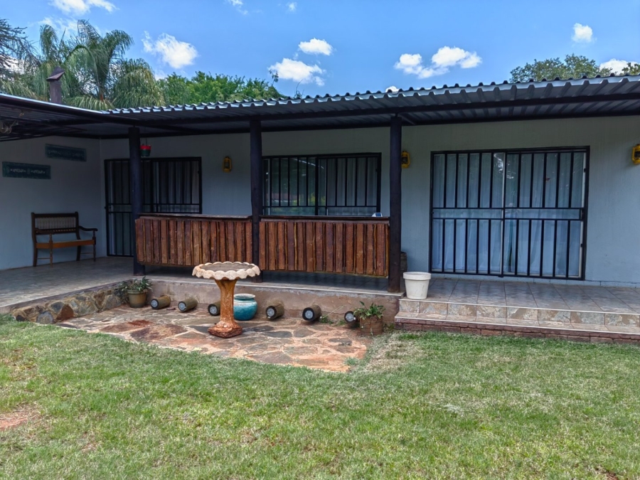 4 Bedroom Property for Sale in Dorandia Gauteng