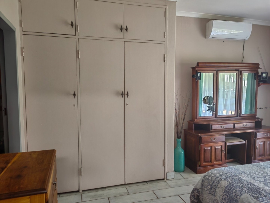 4 Bedroom Property for Sale in Dorandia Gauteng