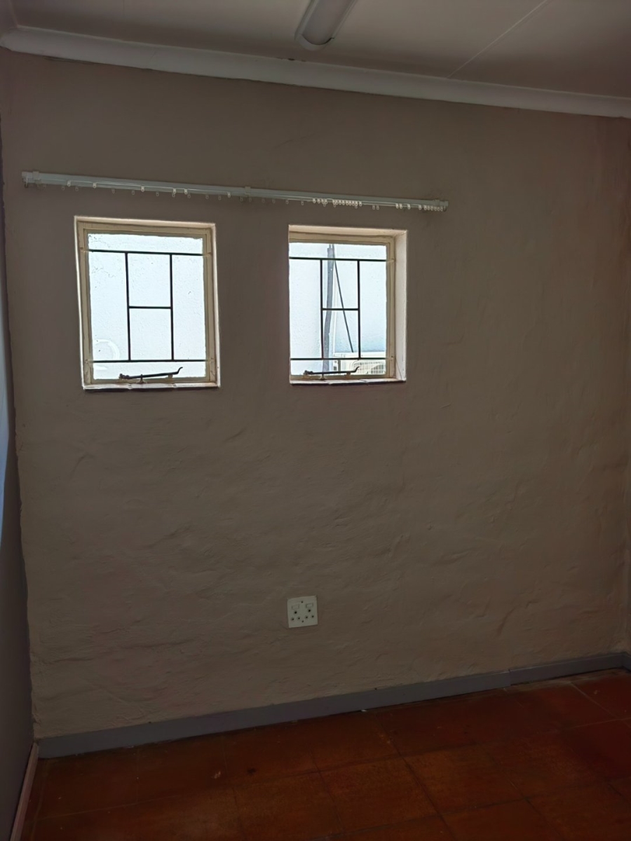 4 Bedroom Property for Sale in Dorandia Gauteng