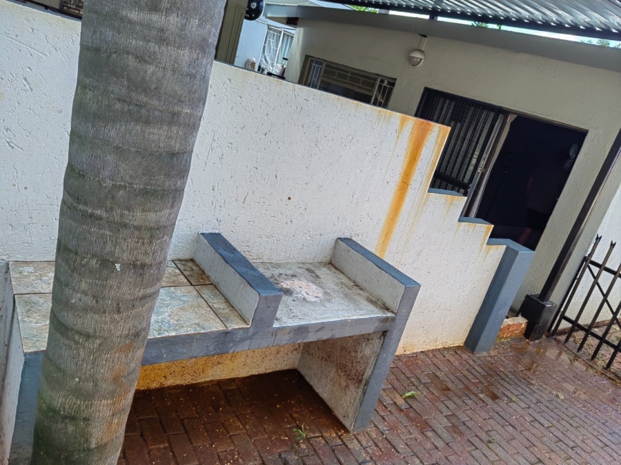 4 Bedroom Property for Sale in Dorandia Gauteng