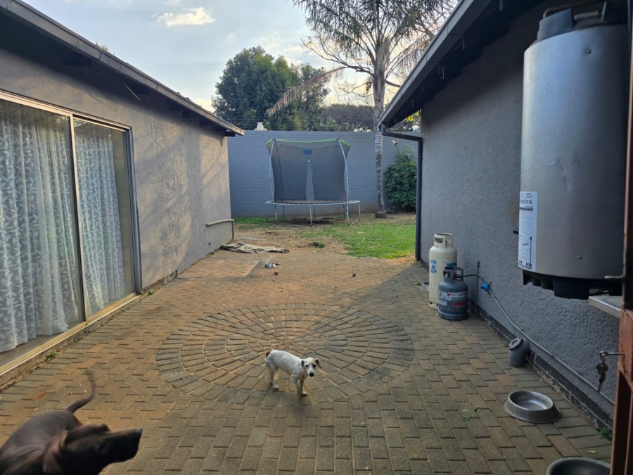 3 Bedroom Property for Sale in Ravensklip Gauteng