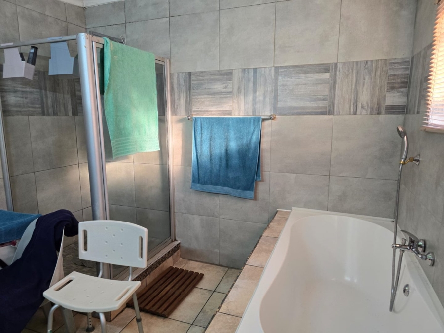 3 Bedroom Property for Sale in Ravensklip Gauteng