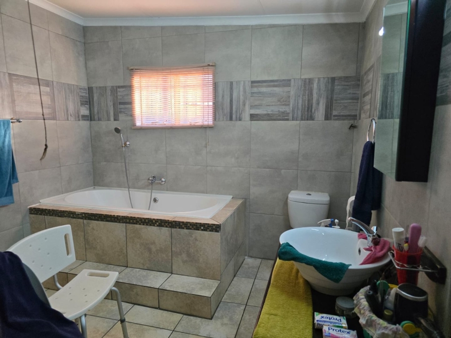 3 Bedroom Property for Sale in Ravensklip Gauteng
