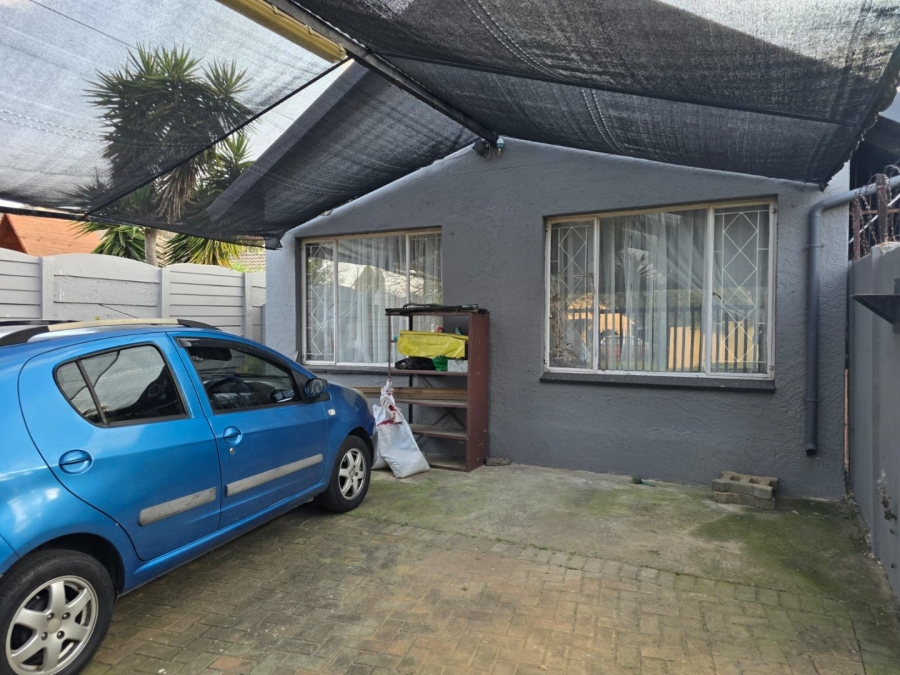3 Bedroom Property for Sale in Ravensklip Gauteng