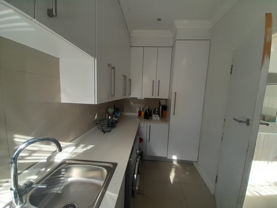 To Let 3 Bedroom Property for Rent in Ridgeway Gauteng