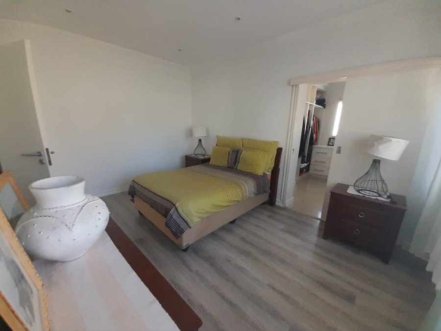 To Let 3 Bedroom Property for Rent in Ridgeway Gauteng