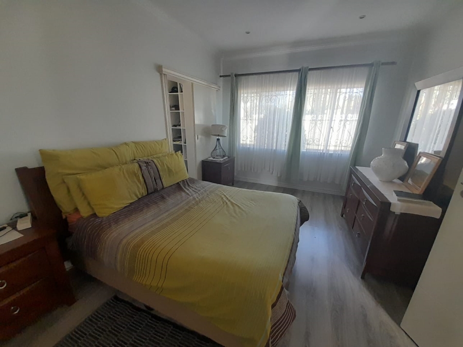 To Let 3 Bedroom Property for Rent in Ridgeway Gauteng