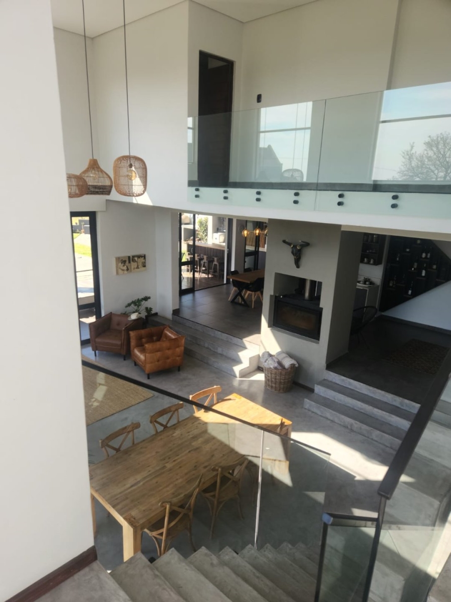 5 Bedroom Property for Sale in Boschkop A H Gauteng